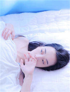 《车载播放器》